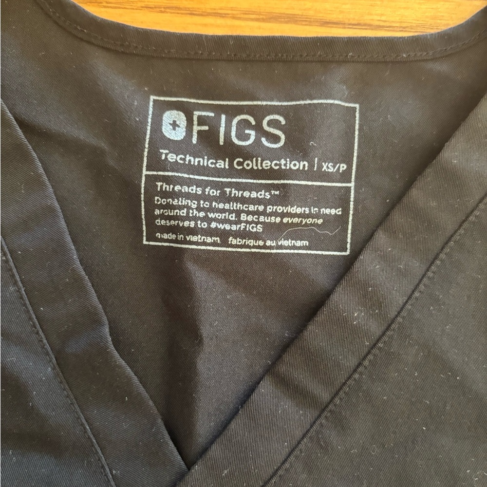 Figs XS black Scrub Top